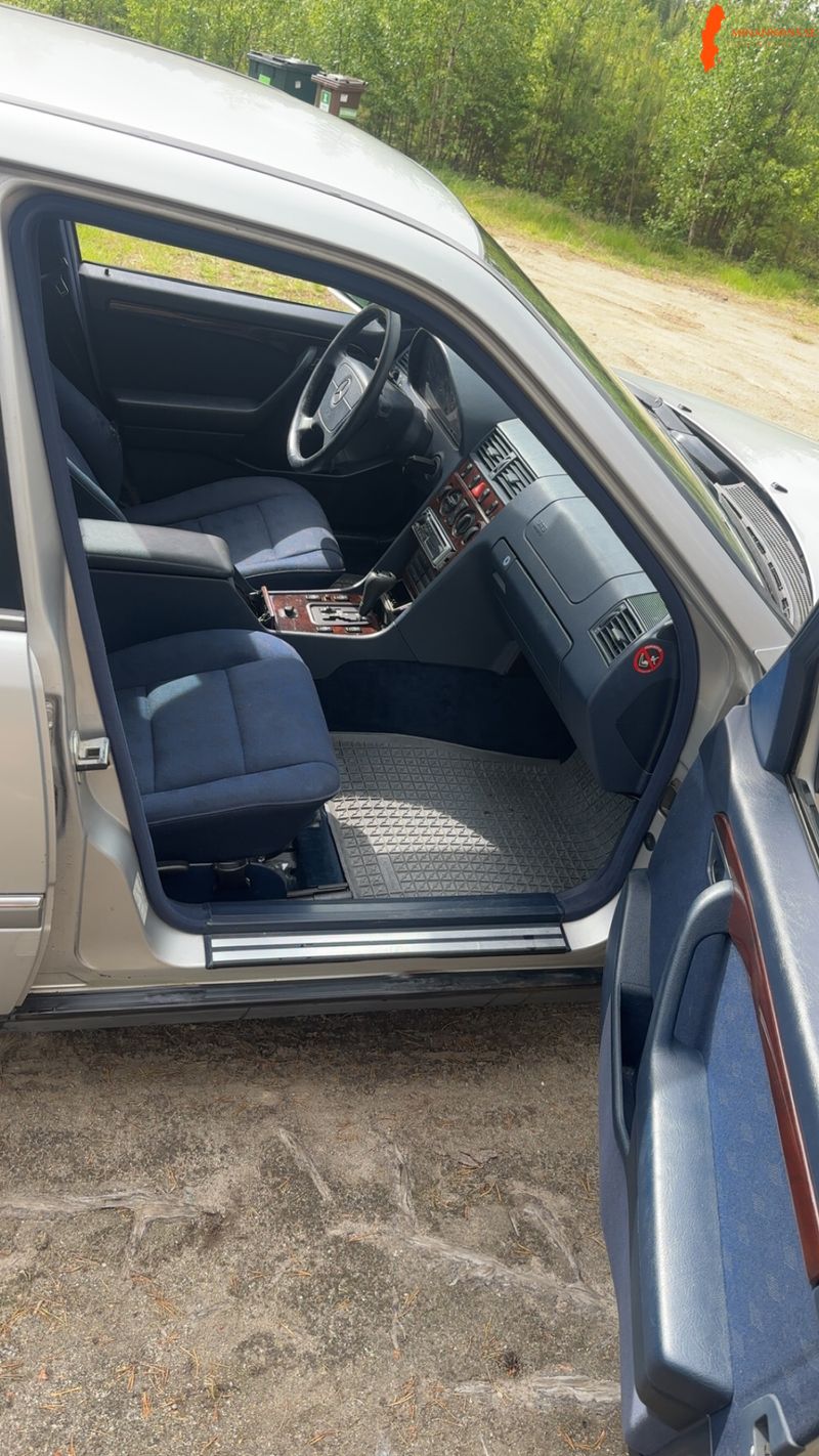 mercedes-benz-mercedes-benz-c-200