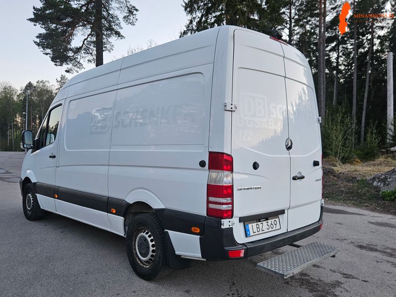 mercedes-sprinter-213