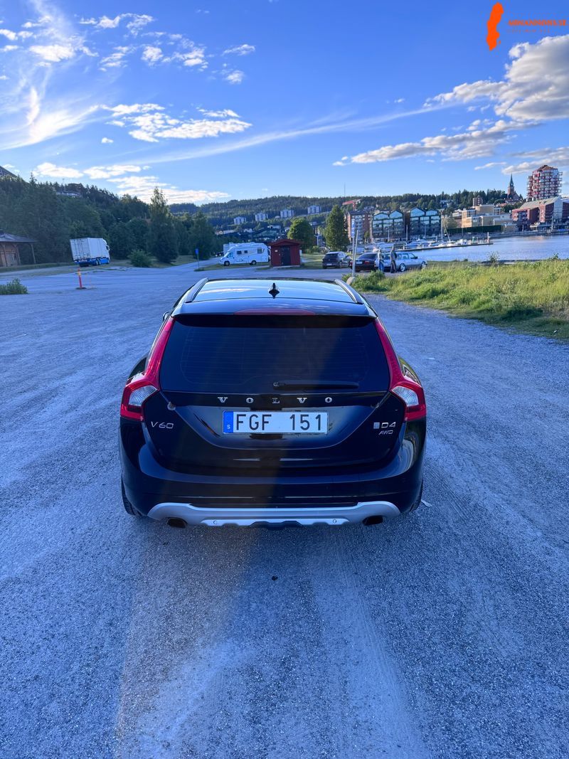 volvo-v60-d4-awd-momentum