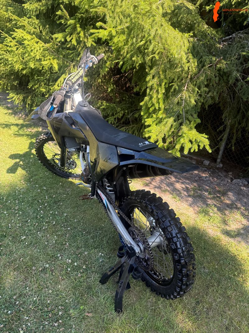husqvarna-250