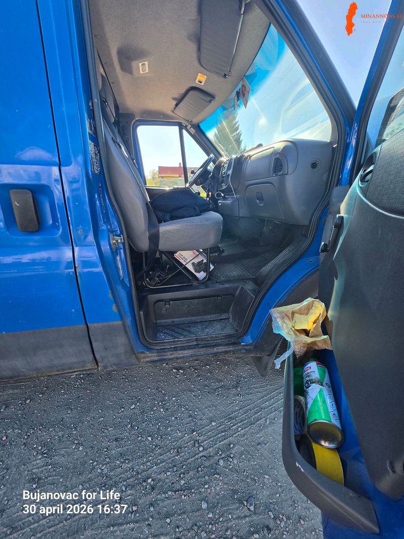 ford-transit-salja-eller-byta-till-store-skapbil