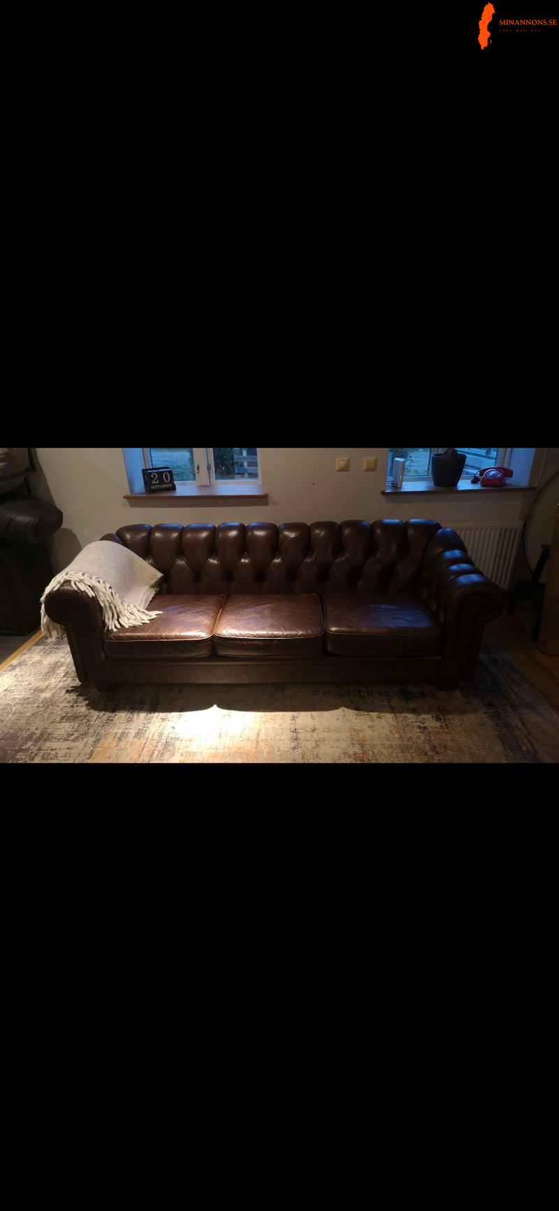 chesterfieldsoffa-med-fin-patina