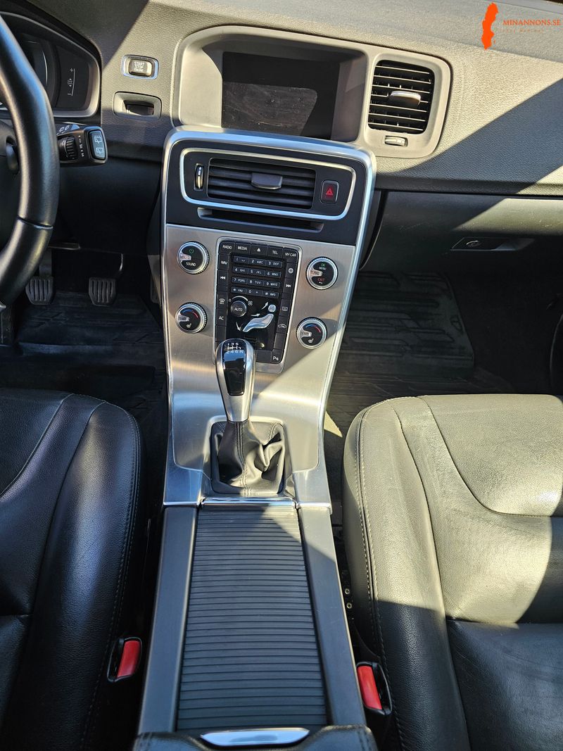 volvo-v60-d4-20-fwd