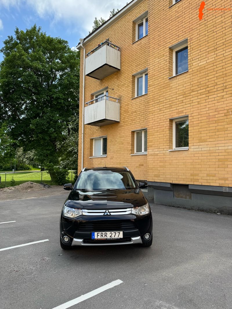 mitsubishi-mitsubishi-outlander-22d-4wd