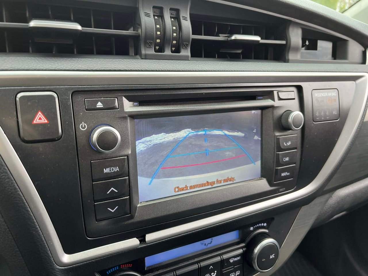 toyota-auris-20-d-4d