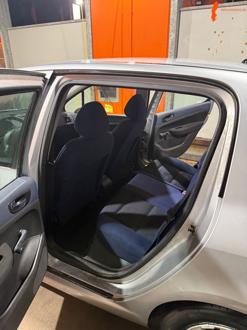 peugeot-peugeot-307-xr-16-5d-16-16v
