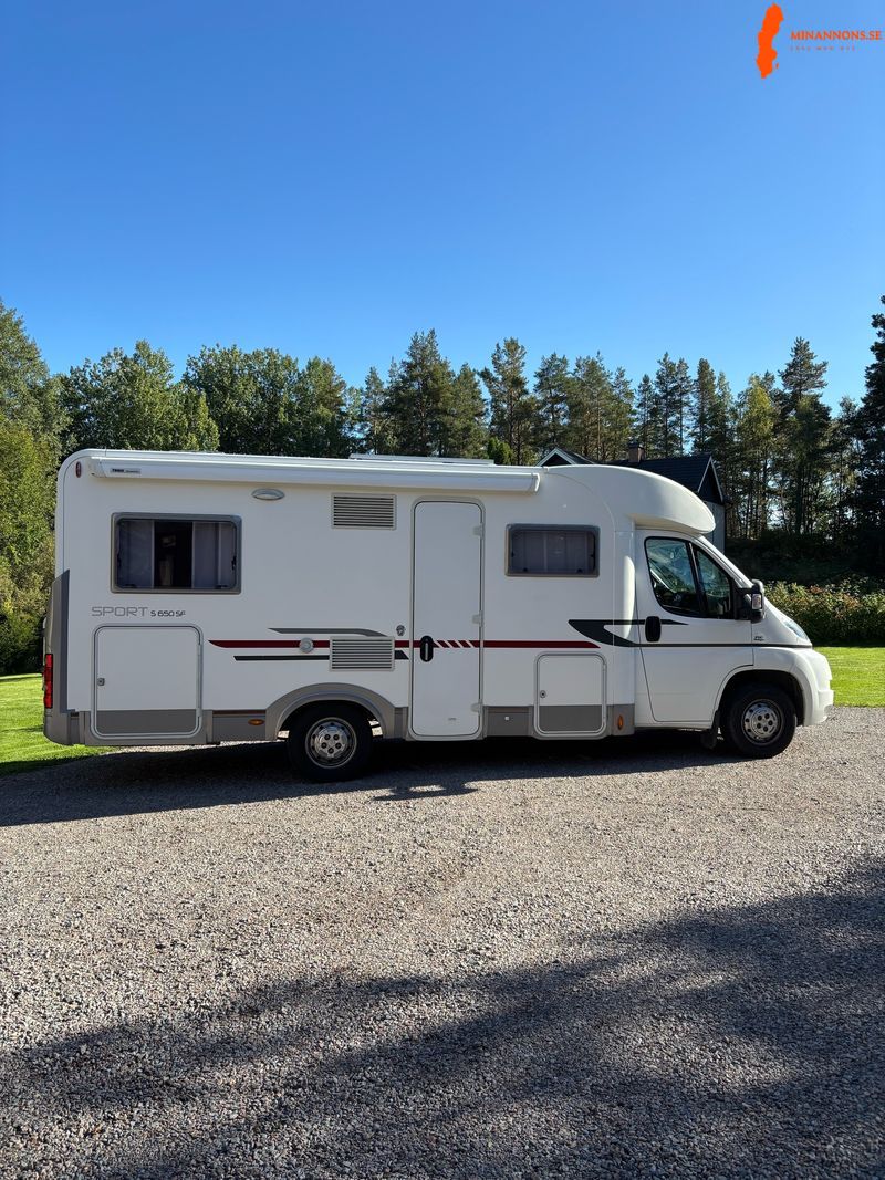 adria-s-650-sf-sport-2012