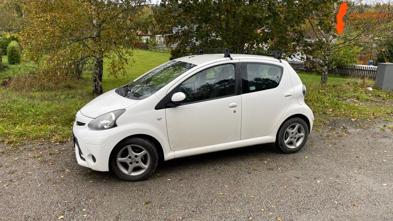 toyota-aygo-10-vvt-i-lift-ac-bluetooth-nyservad-besskatt-14