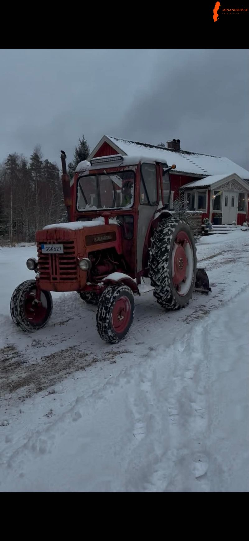 traktor-ih-b275