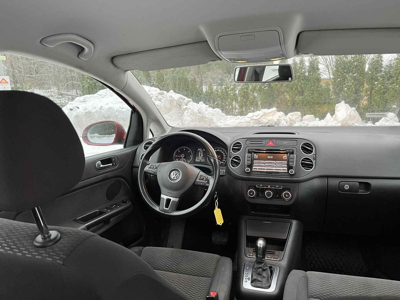 volkswagen-golf-plus-16-tdi-dpf-bmt-dsg-sekventiell