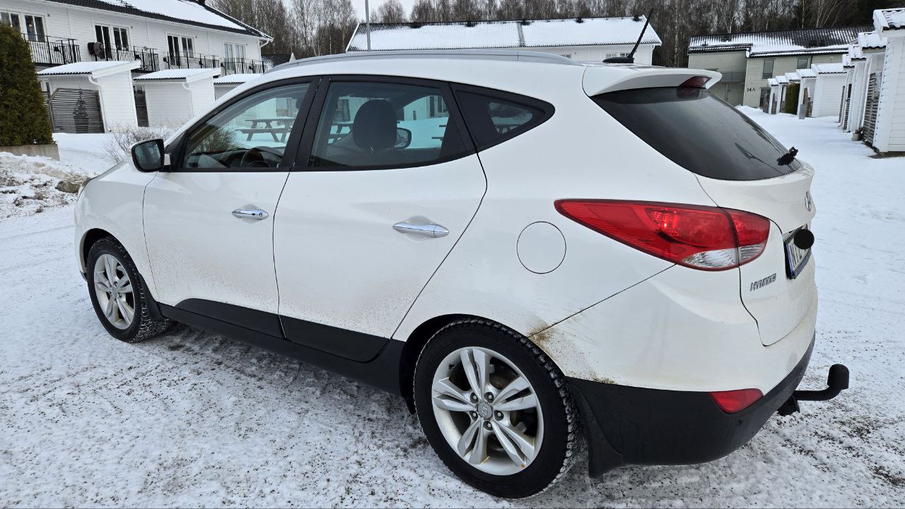 hyundai-ix35-20-crdi-4wd-automatisk-184hk-2012