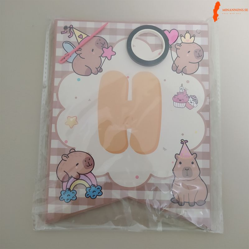 capybara-fodelsedagsdekoration-sot-karikatyr-motiv-set
