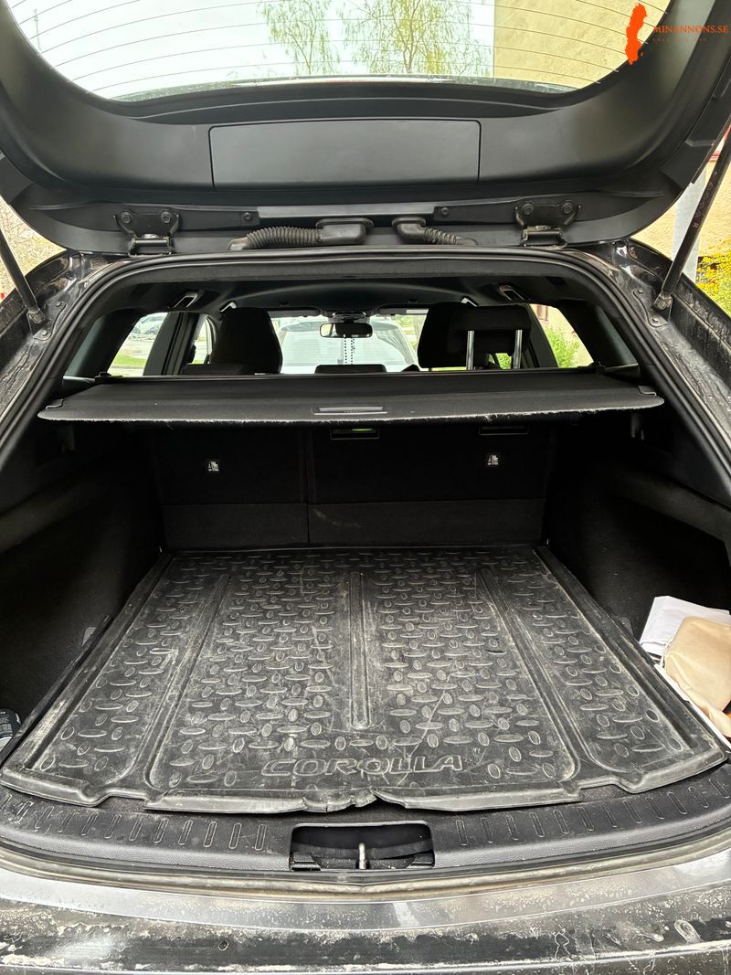 toyota-corolla-estate-18-vvti-140hk-2023