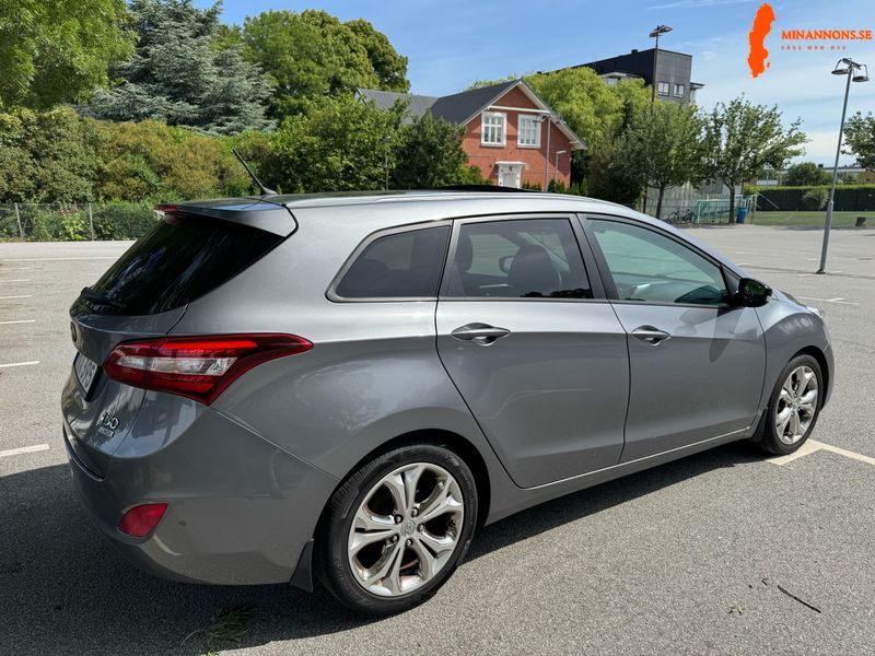 hyundai-i30-16-crdi-panorama