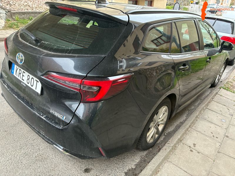 toyota-corolla-estate-18-vvti-140hk-2023