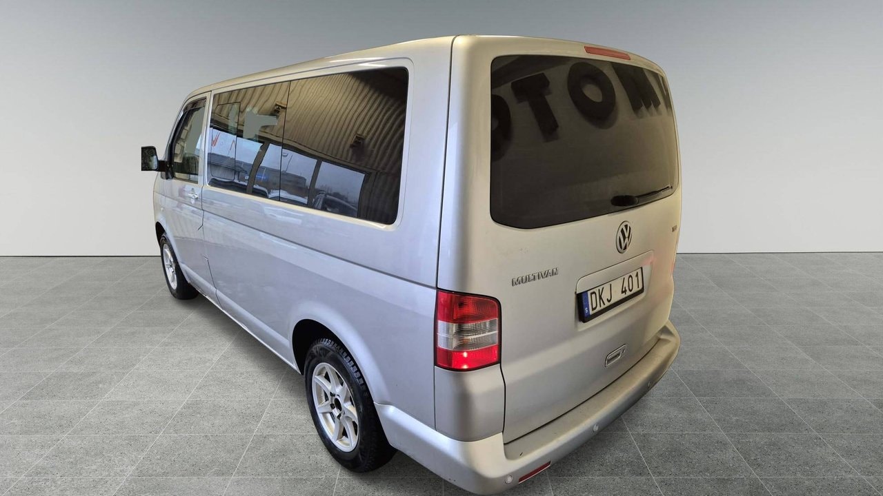 volkswagen-multivan-25-tdi-2008