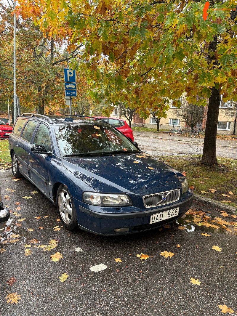 volvo-volvo-s-v70-d5-24-fwd