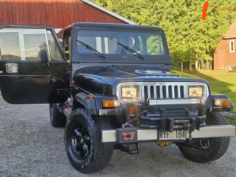jeep-wrangler-25-4wd-manuell-103hk-1989
