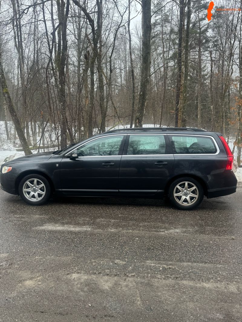 nybesiktad-volvo-v70-16drivee-2011