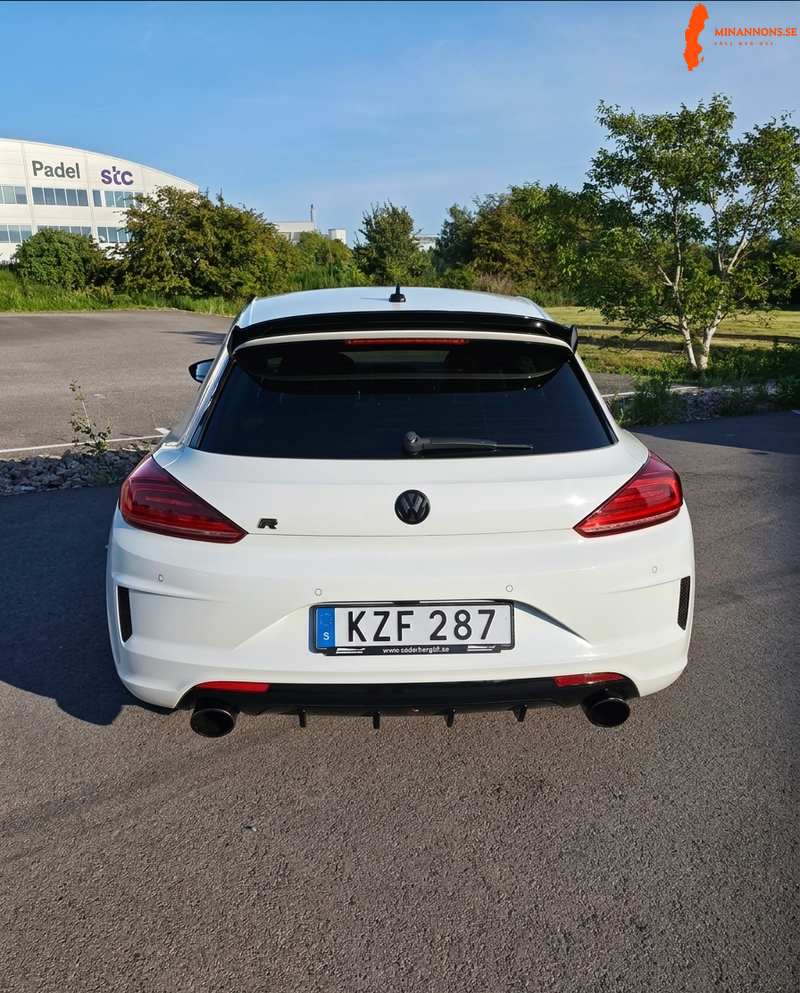 volkswagen-scirocco-r-20-tsi