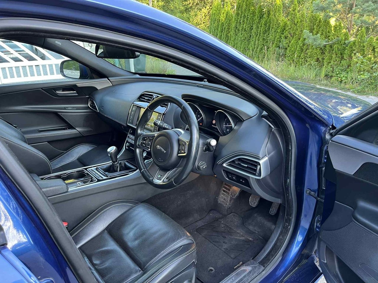 jaguar-xe-e-performance-manuell-163hk-2016