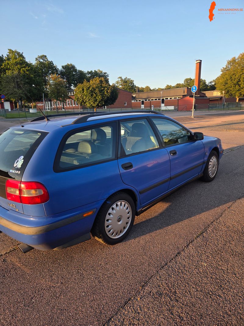 volvo-volvo-v-v40-16-16v-fwd