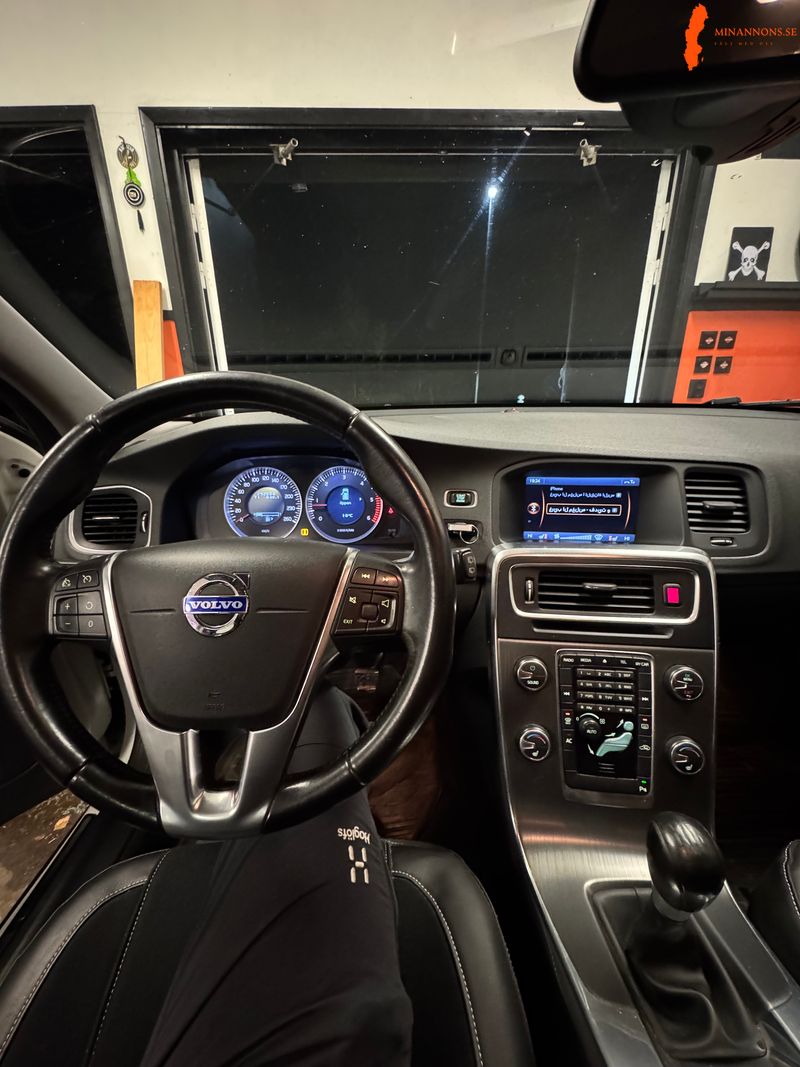 volvo-v60-d3-20-fwd