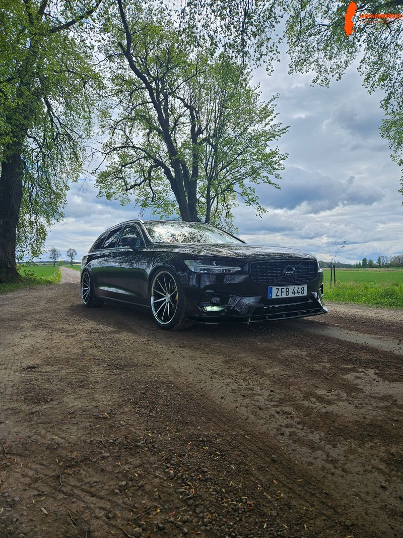 volvo-v90-d4-20-fwd