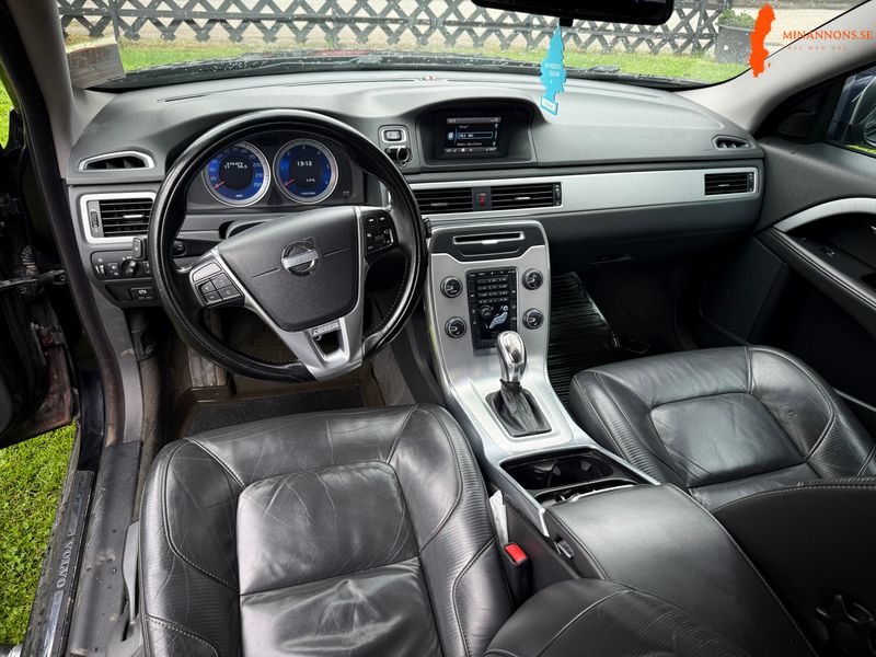 volvo-v70-ii-d3-r-design