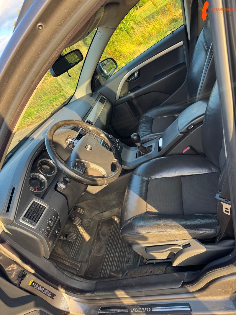 volvo-volvo-b-v70-ii-d5-24-fwd