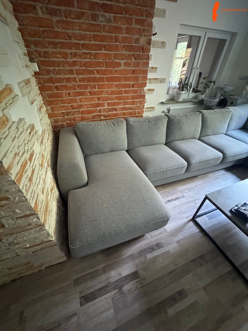 stor-och-modern-ikea-hornsoffa-i-nyskick