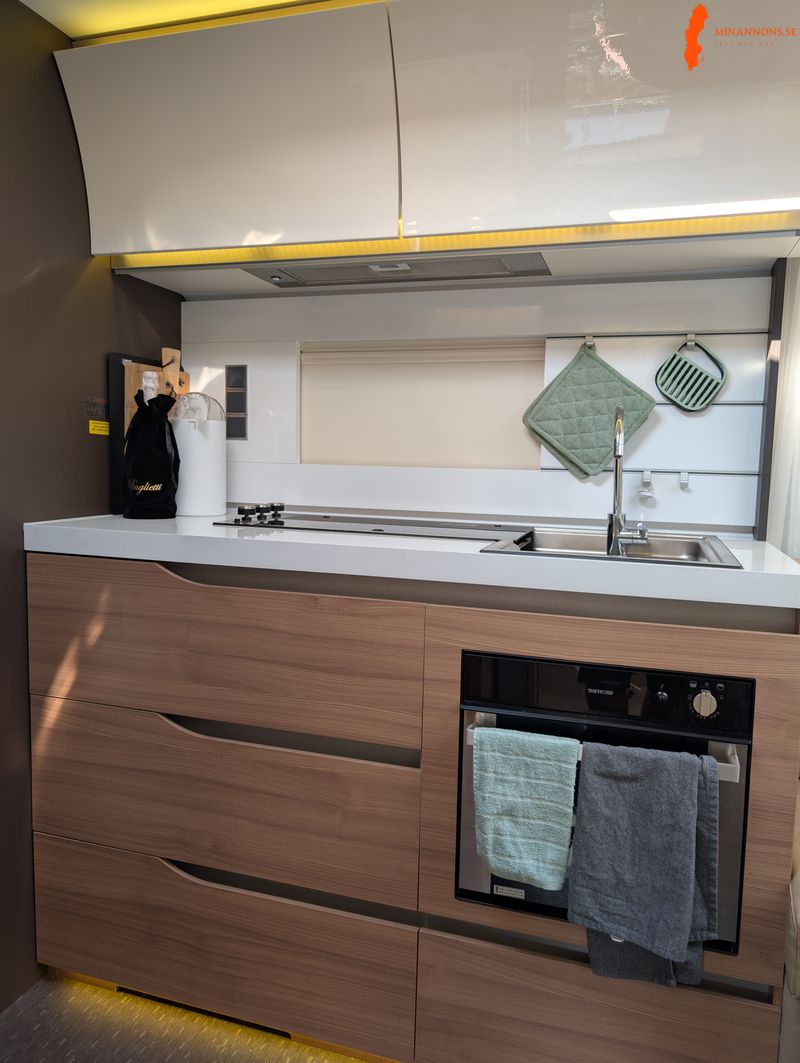 adria-alpina-763-uk-2016