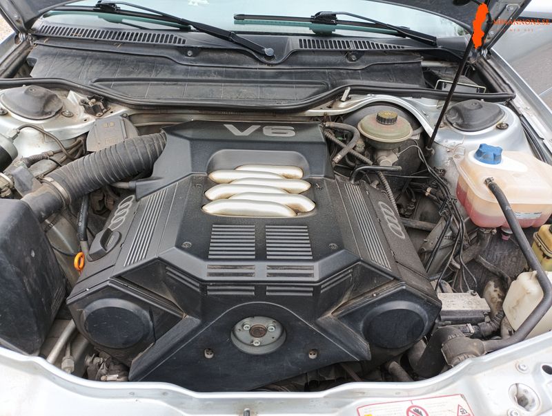 audi-audi-a6-26