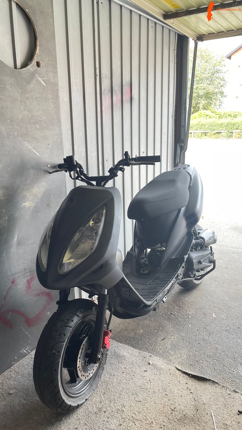 sym-jet-euro-x-2010