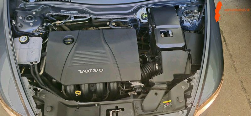 volvo-v50-18-f-fwd-e85