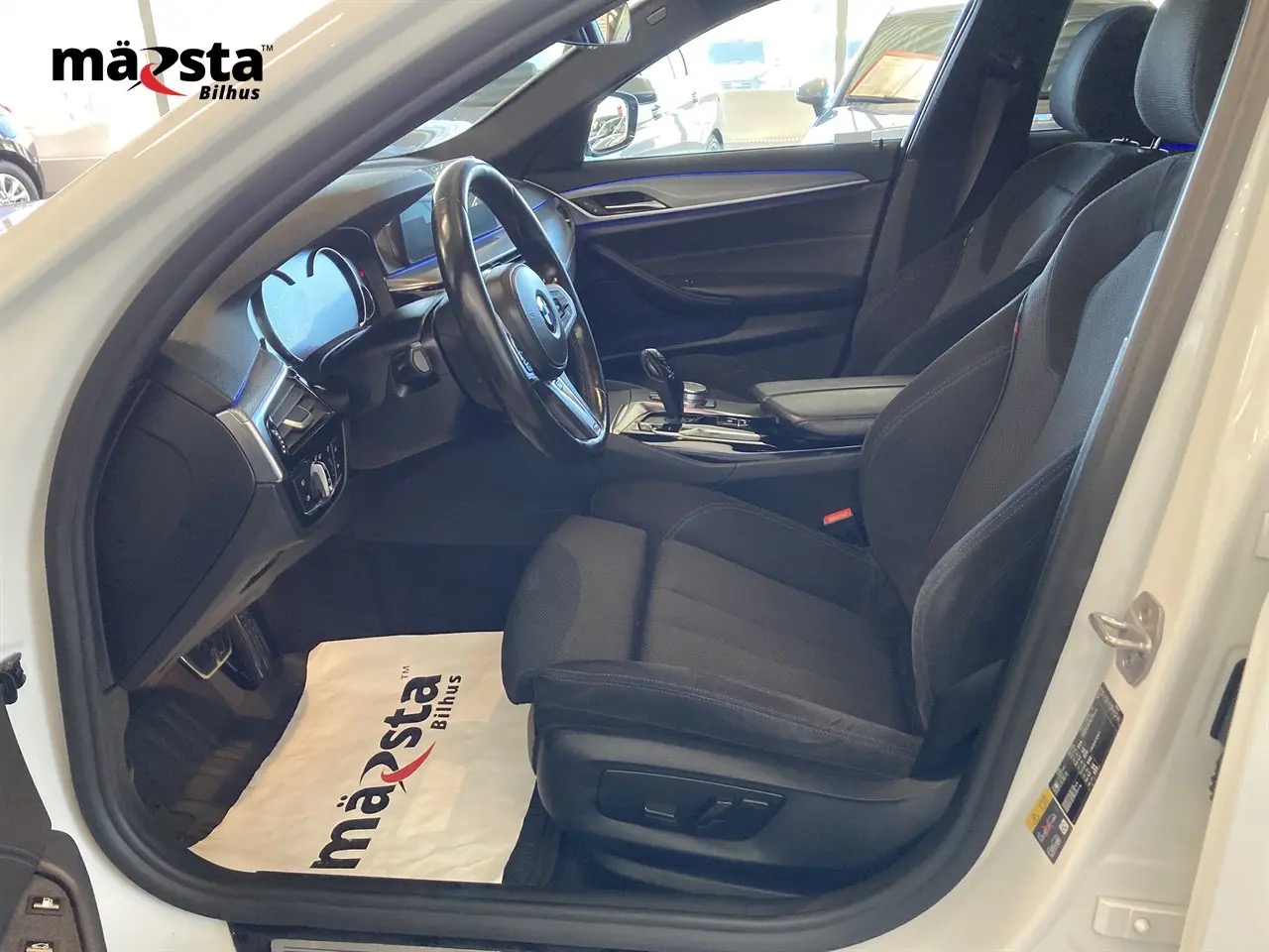 bmw-530e-iperformance-sedan-steptronic