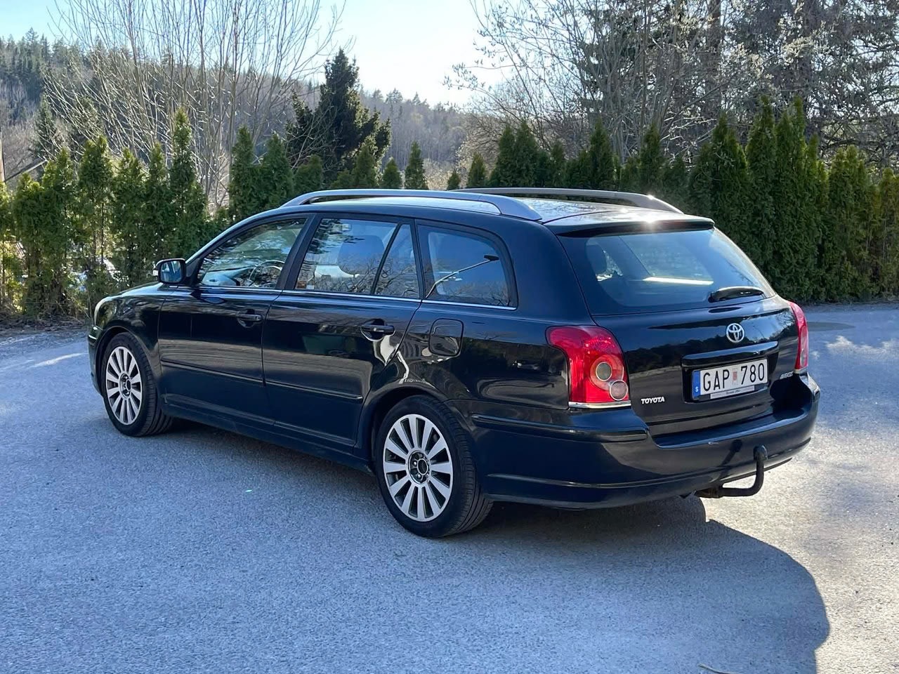 toyota-avensis-kombi-20-d-4-vvt-i