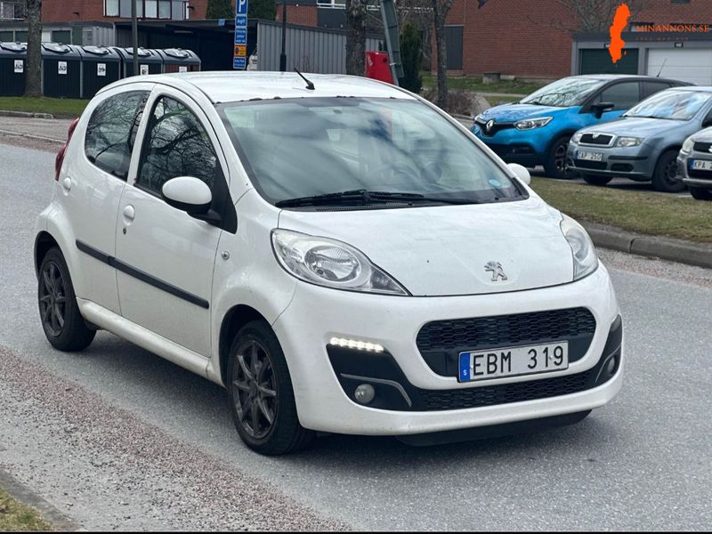 peugeot-107-2012