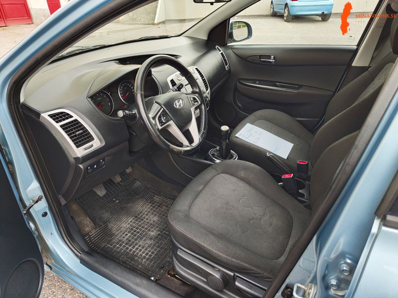 hyundai-i20-12-16v-fwd-ny-bes