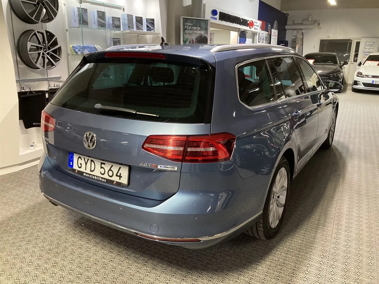 volkswagen-passat-sportscombi-20-tdi-dpf-scr-bmt