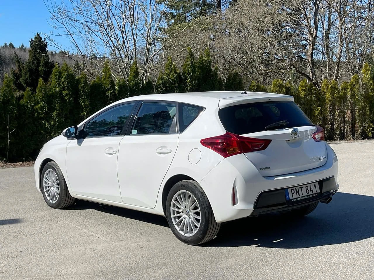 toyota-auris-20-d-4d