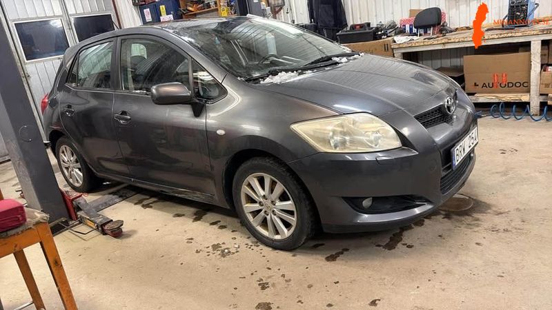 toyota-auris-5-dorrar-16-dual-vvt-i-manuell-124hk-2007
