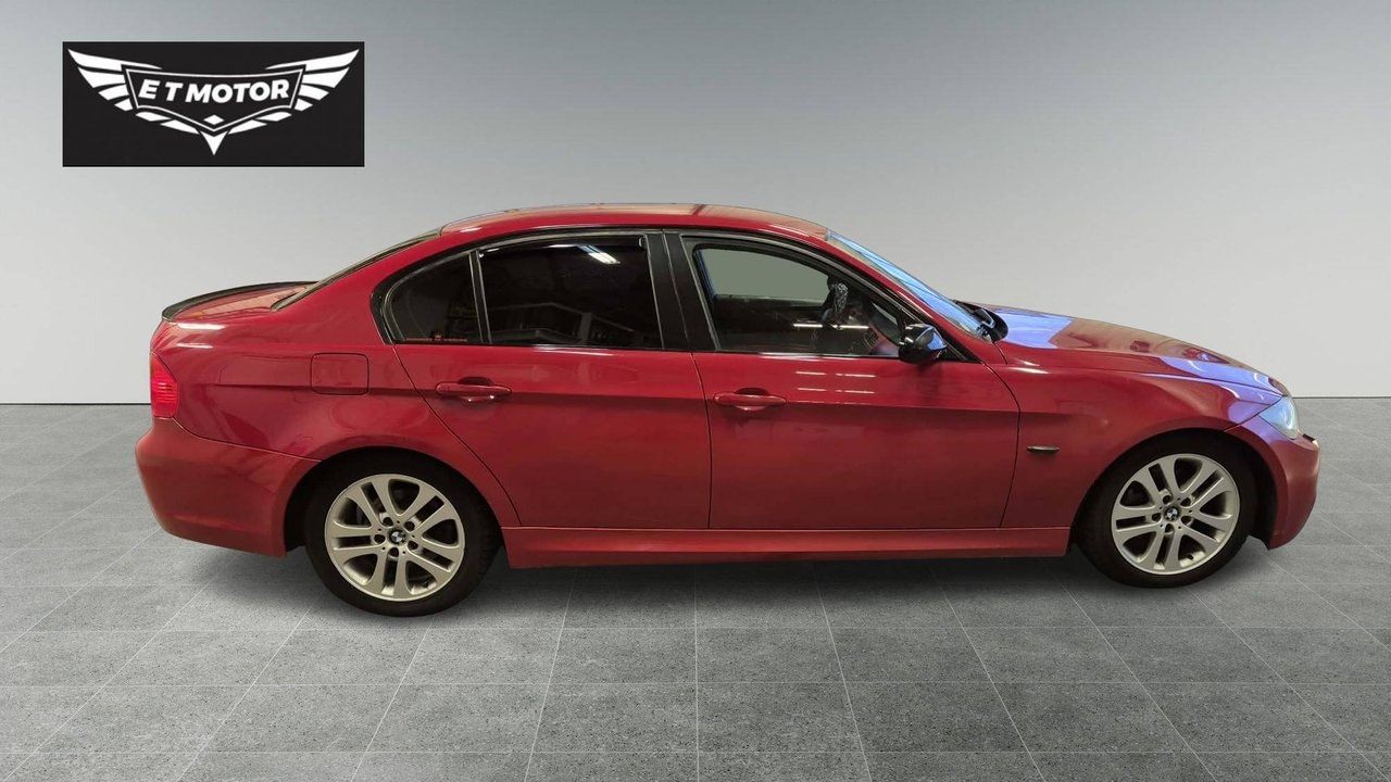 bmw-320i-sedan-manuell-170hk-2008