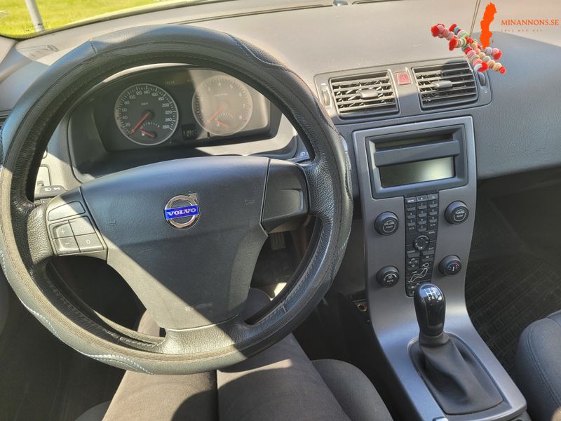 volvo-volvo-m-v50-18-16v-fwd