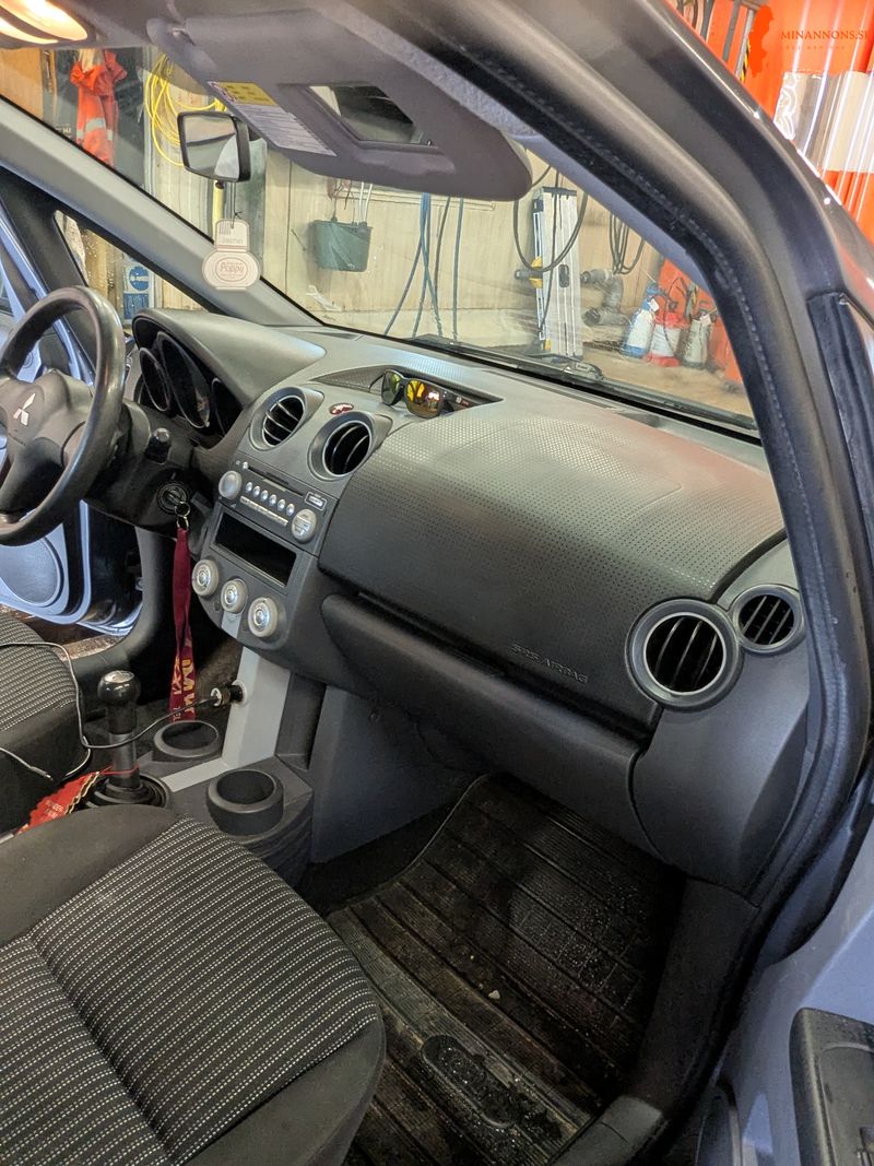 mitsubishi-mitsubishi-colt-13-cz5-13-fwd