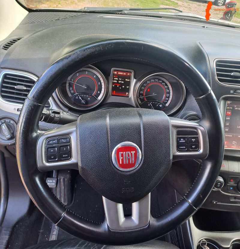 fiat-freemont-20-16v-awd