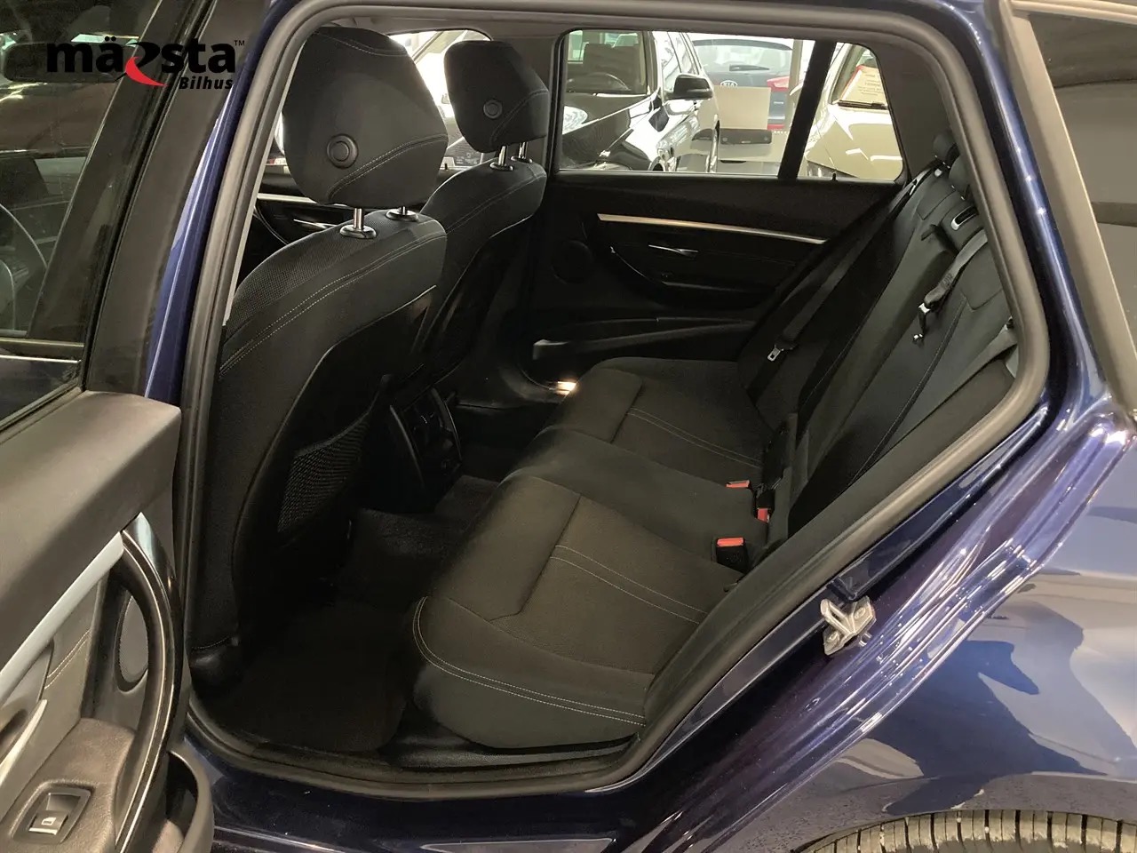 bmw-320d-xdrive-touring-steptronic