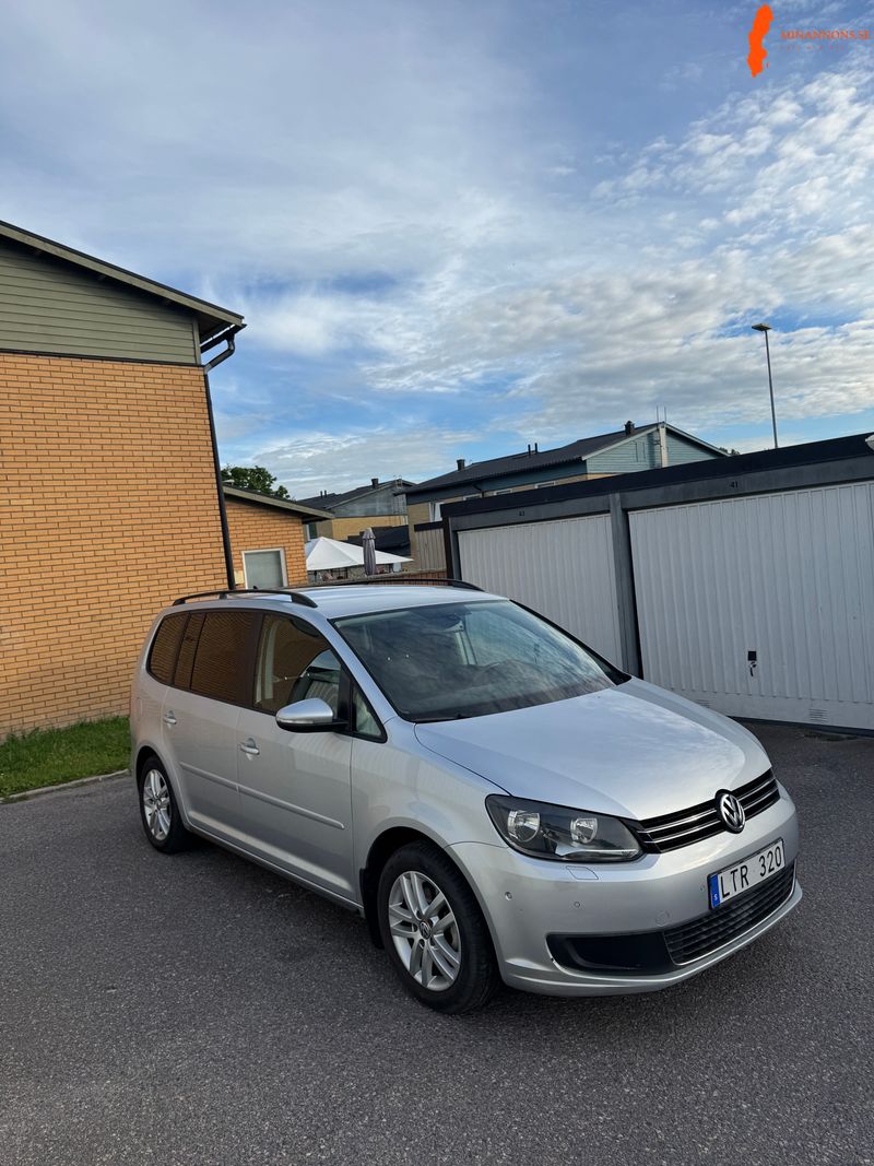 volkswagen-touran-14-tsi-fwd