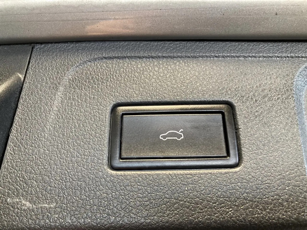 volkswagen-passat-sportscombi-20-tdi-dpf-scr-bmt-4motion-dsg-sekventiell