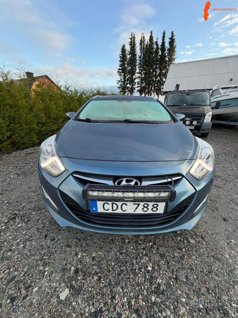 hyundai-i40cw-17-crdi-automatisk-136hk-2014